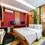 Nine Star Hotel