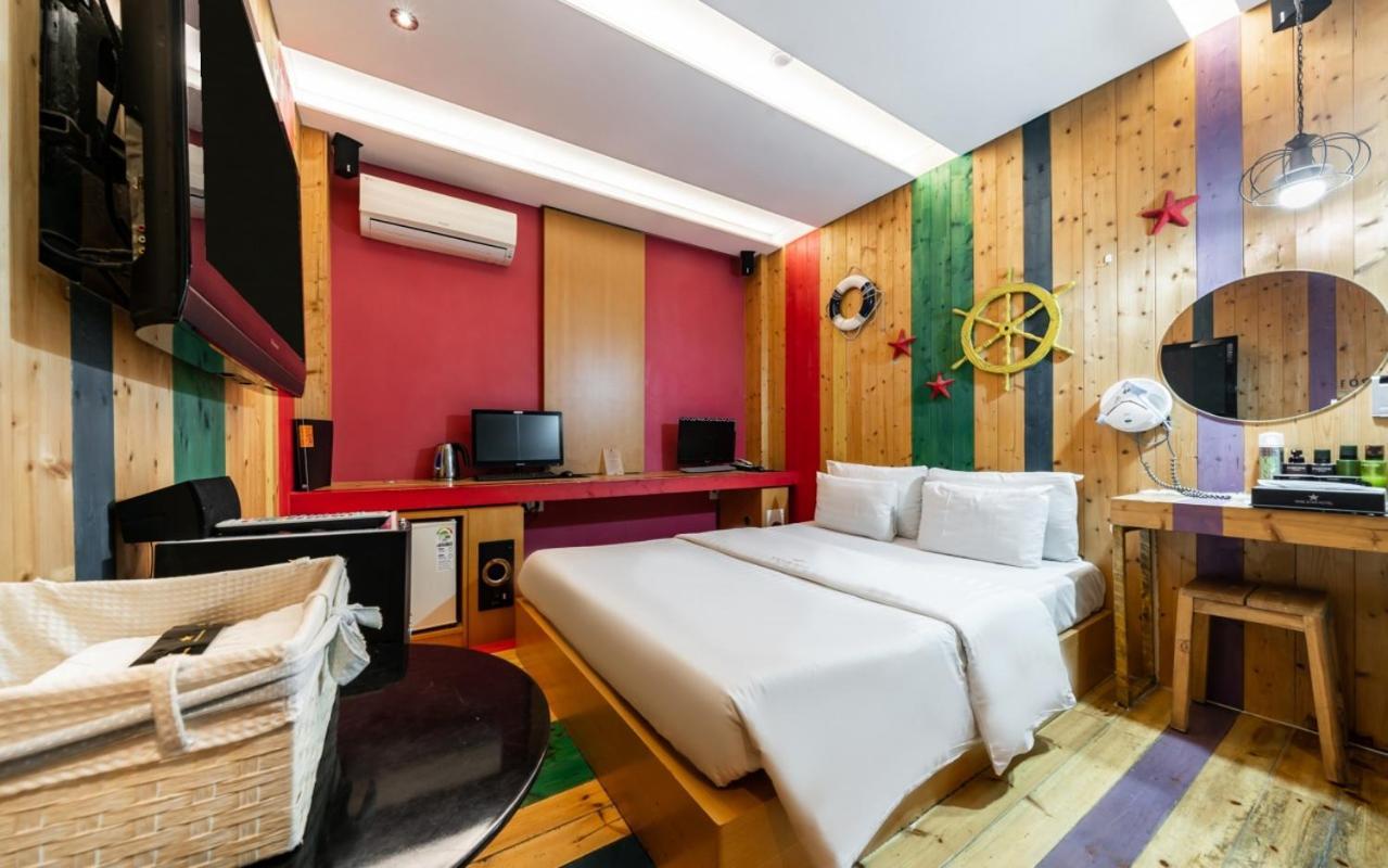Nine Star Motel